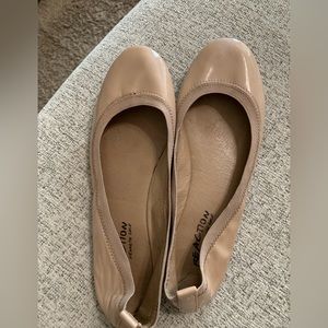 Reaction Kenneth Cole Nude Patent Ballet Flats
